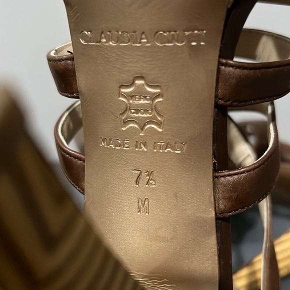 Claudia Ciuti brown leather straps heels. - Picture 5 of 7